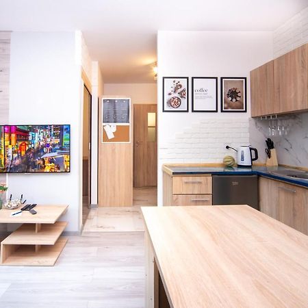 Maya'S Flats & Resorts 17 - Nadmotlawie กดัญสก์ ภายนอก รูปภาพ